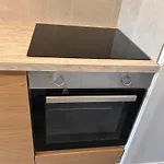 Amsterdam 17, Incl Parking + Garden Apartment *