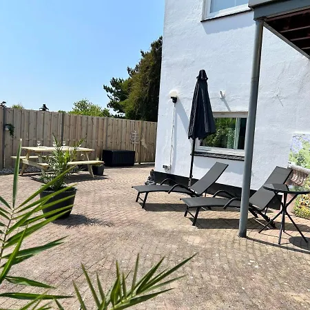 Amsterdam 17, Incl Parking + Garden 赞德沃特
