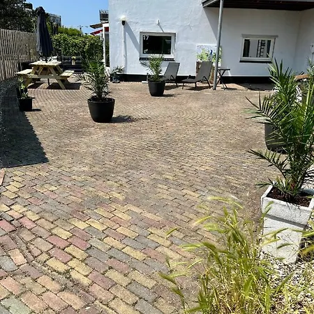 Amsterdam 17, Incl Parking + Garden Appartement