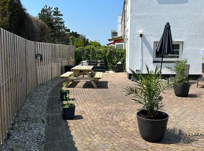 Amsterdam 17, Incl Parking + Garden Apartment Zandvoort